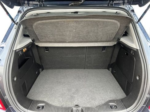 Used 2018 Chevrolet Trax LT w/ LT Convenience Package image 12