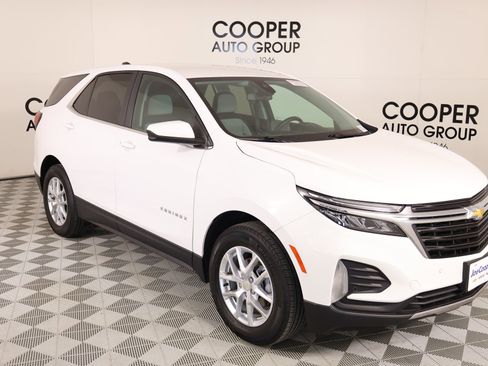 Used 2024 Chevrolet Equinox LT image 1