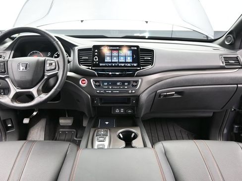 Certified 2025 Honda Ridgeline TrailSport image 34