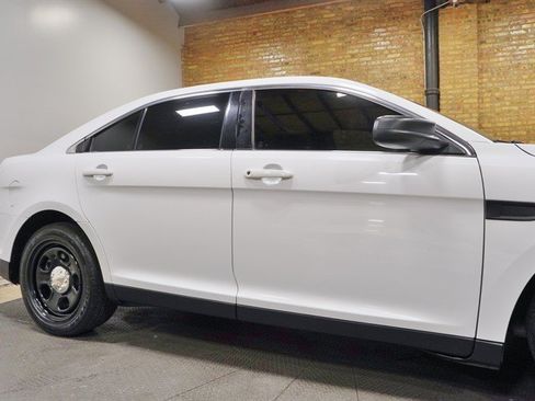 Used 2013 Ford Taurus Police Interceptor AWD w/ Police Interior Upgrade Pkg image 9