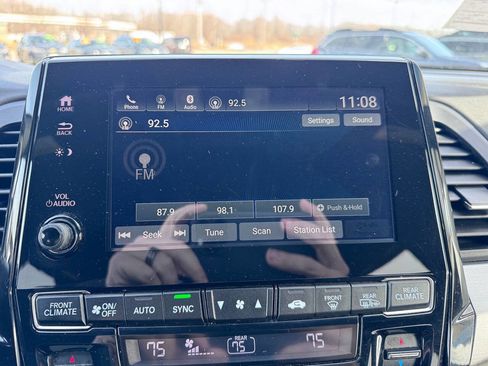 Used 2023 Honda Odyssey Sport image 13