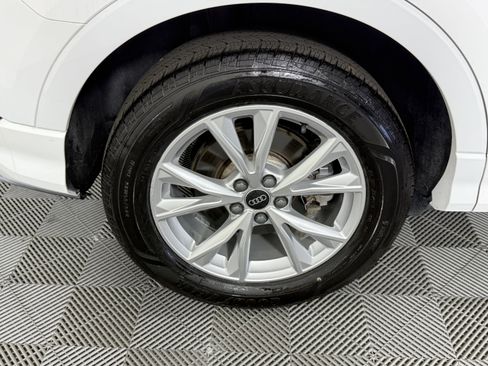 Used 2023 Audi Q3 2.0T Premium image 28