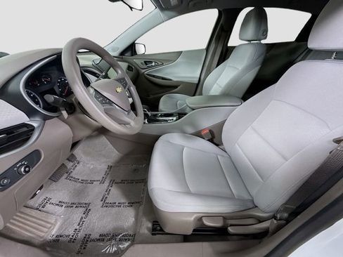 Used 2023 Chevrolet Malibu LS FWD image 19