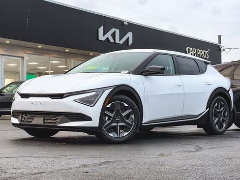 New 2025 Kia EV6 Light image 1