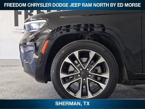 Used 2021 Jeep Grand Cherokee L Overland w/ Luxury Tech Group IV image 8