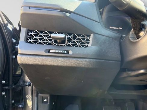 Used 2024 Honda Accord EX image 32
