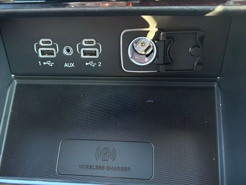 New 2025 Jeep Grand Cherokee Limited w/ Luxury Tech Group II image 20