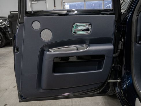 Used 2020 Rolls-Royce Ghost RWD image 47
