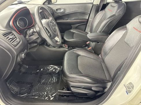 Used 2021 Jeep Compass Trailhawk AWD/4WD image 4