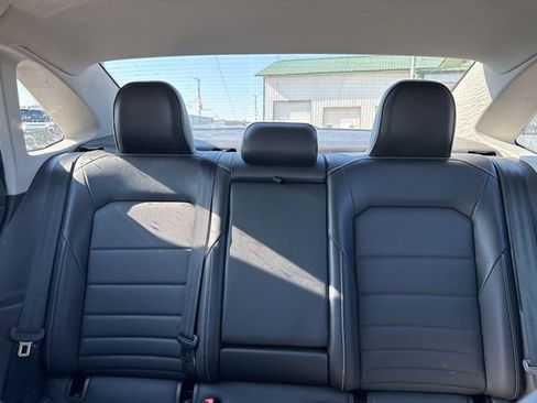 Used 2024 Volkswagen Jetta SE FWD image 32