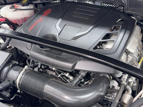 Used 2024 Alfa Romeo Stelvio Veloce image 38