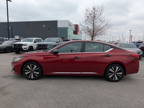 Certified 2022 Nissan Altima 2.5 SV image 7