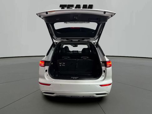 Used 2024 Mitsubishi Outlander SEL image 6