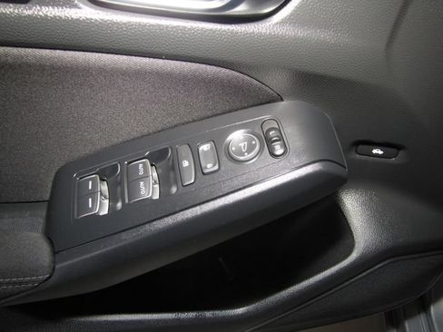 Certified 2025 Honda Civic Sport image 12