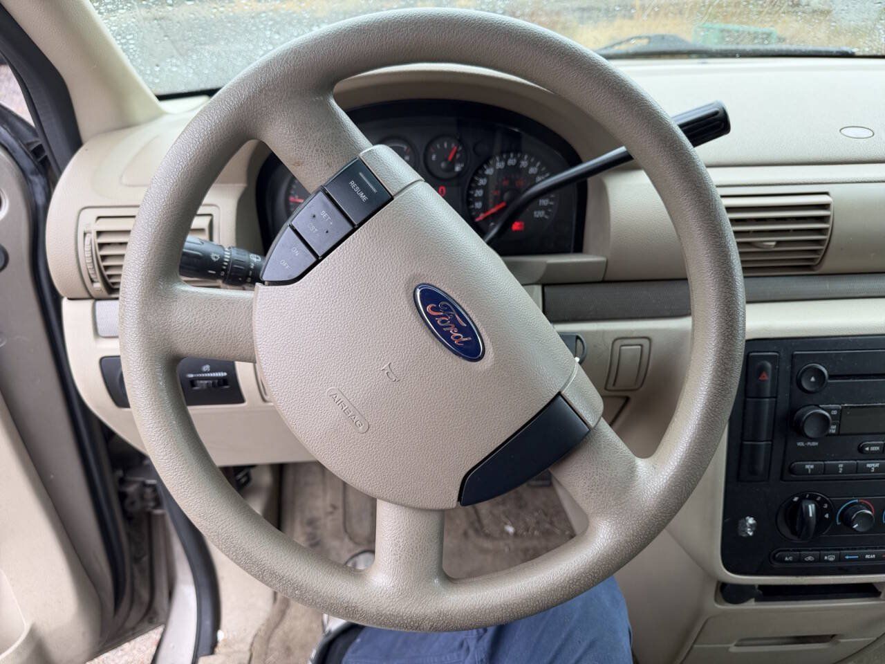 Used 2004 Ford Freestar SES FWD image 29