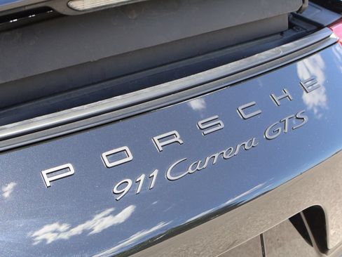 Used 2017 Porsche 911 Carrera GTS RWD image 6