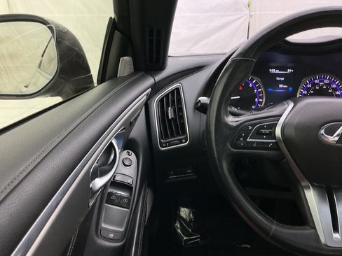 Used 2017 INFINITI Q60 3.0t w/ Premium Plus Package 3.0T AWD/4WD image 29