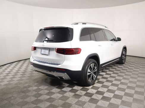 New 2026 Mercedes-Benz GLB 250 image 5