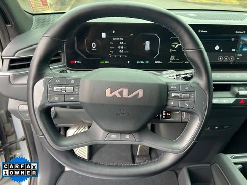 Used 2024 Kia EV9 GT-Line AWD/4WD image 31