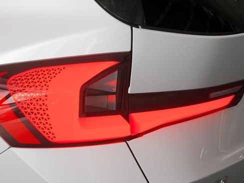 New 2026 BMW X1 xDrive28i w/ Technology Package image 8