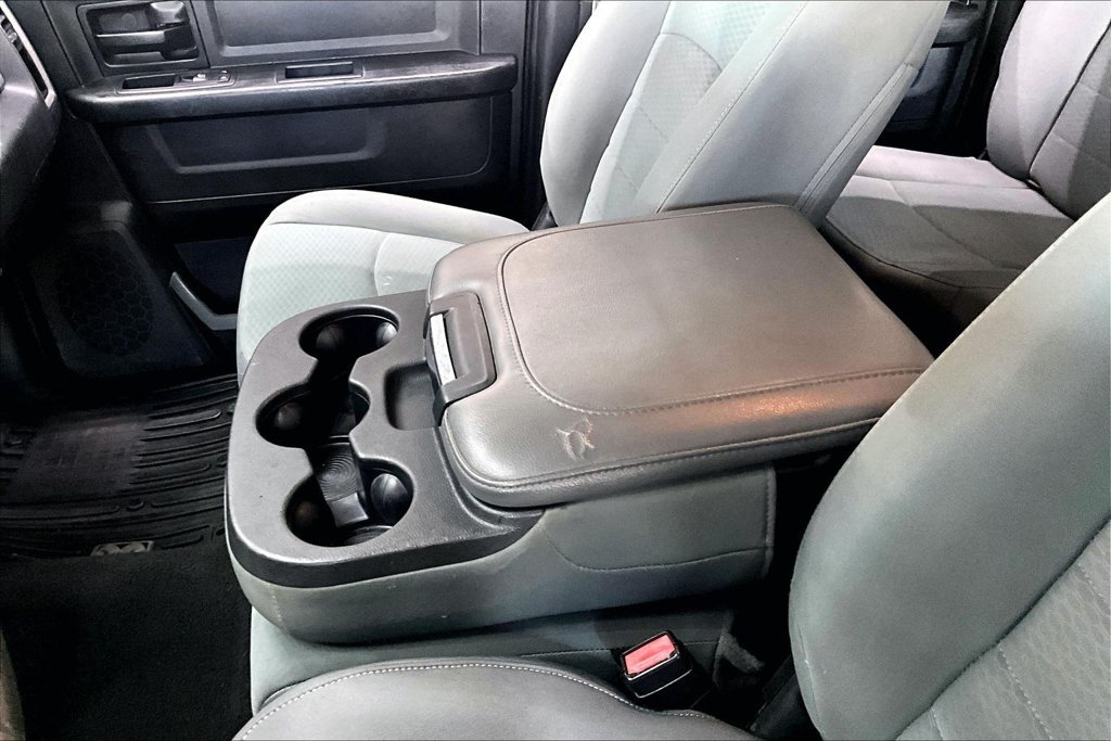 Used 2017 RAM 1500 ST w/ SXT Appearance Group AWD/4WD image 16
