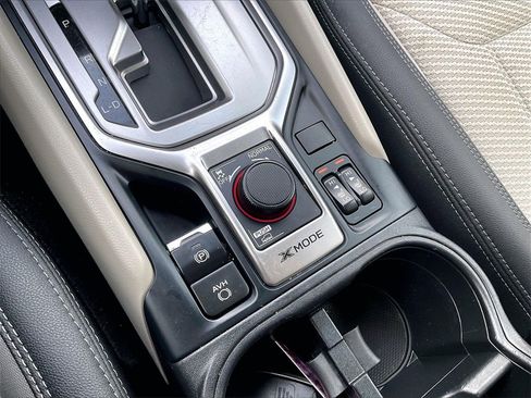 Used 2021 Subaru Forester Premium image 32