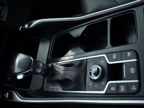 Used 2021 Kia Sorento EX w/ EX AWD X-Line Package image 21