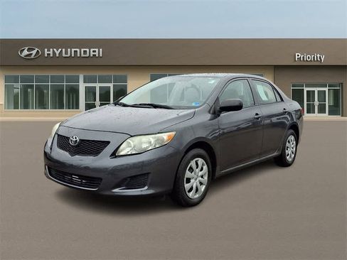 Used 2010 Toyota Corolla image 1