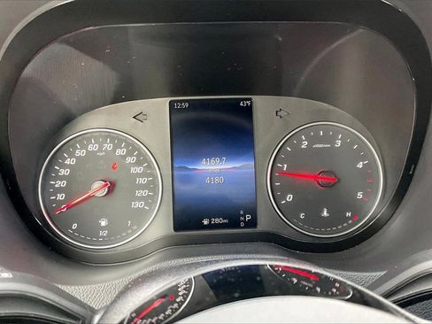 Used 2025 Mercedes-Benz Sprinter 2500 image 20