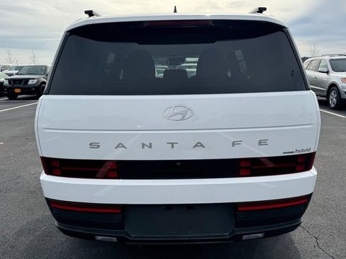 Certified 2025 Hyundai Santa Fe SEL image 4