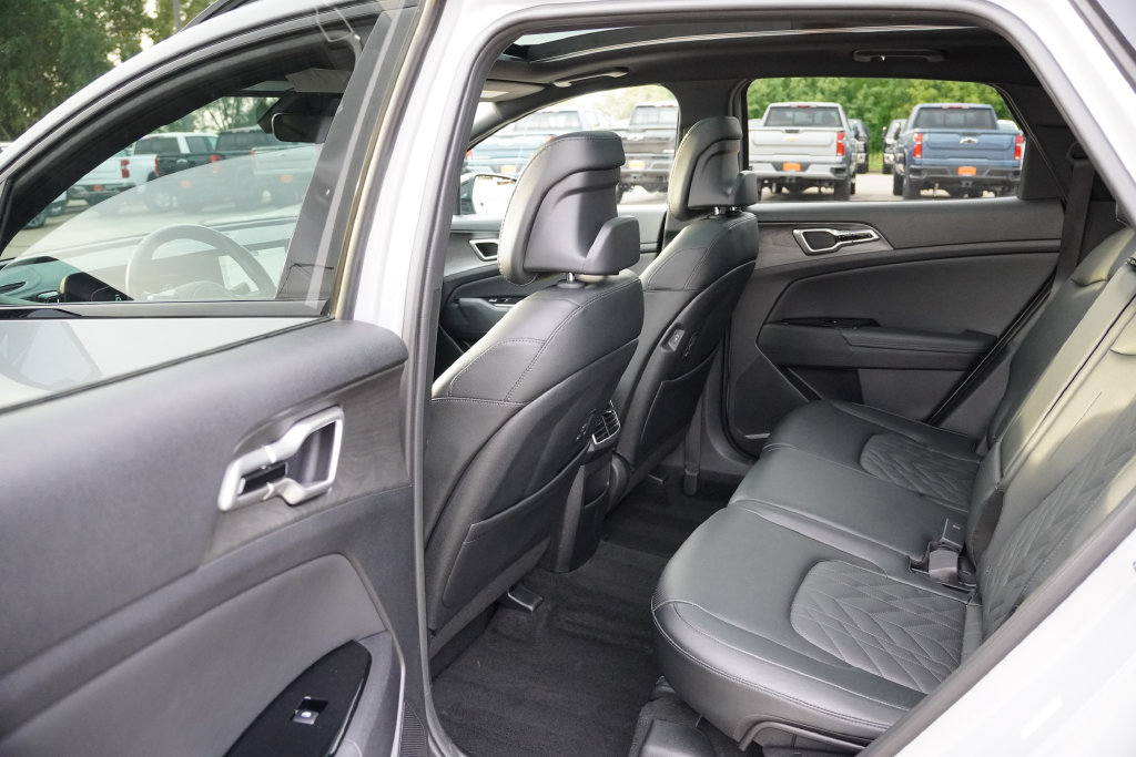Certified 2025 Kia Sportage X-Line w/ Premium Package AWD/4WD image 16