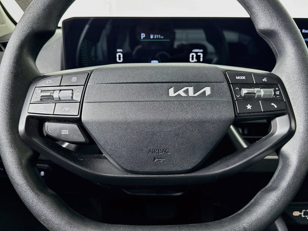 Used 2025 Kia K4 FWD image 34