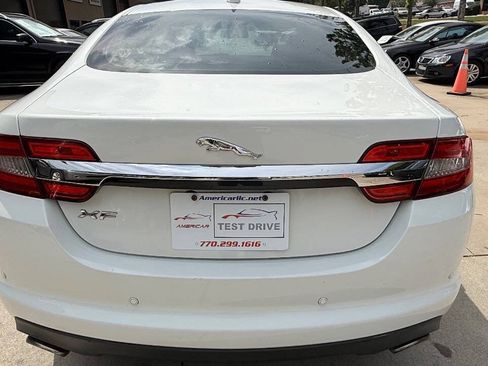 Used 2013 Jaguar XF RWD image 27
