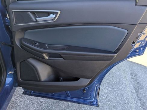 Used 2022 Ford Edge SEL w/ Sport Appearance Package image 32