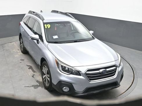 Used 2019 Subaru Outback 2.5i Limited AWD/4WD image 20