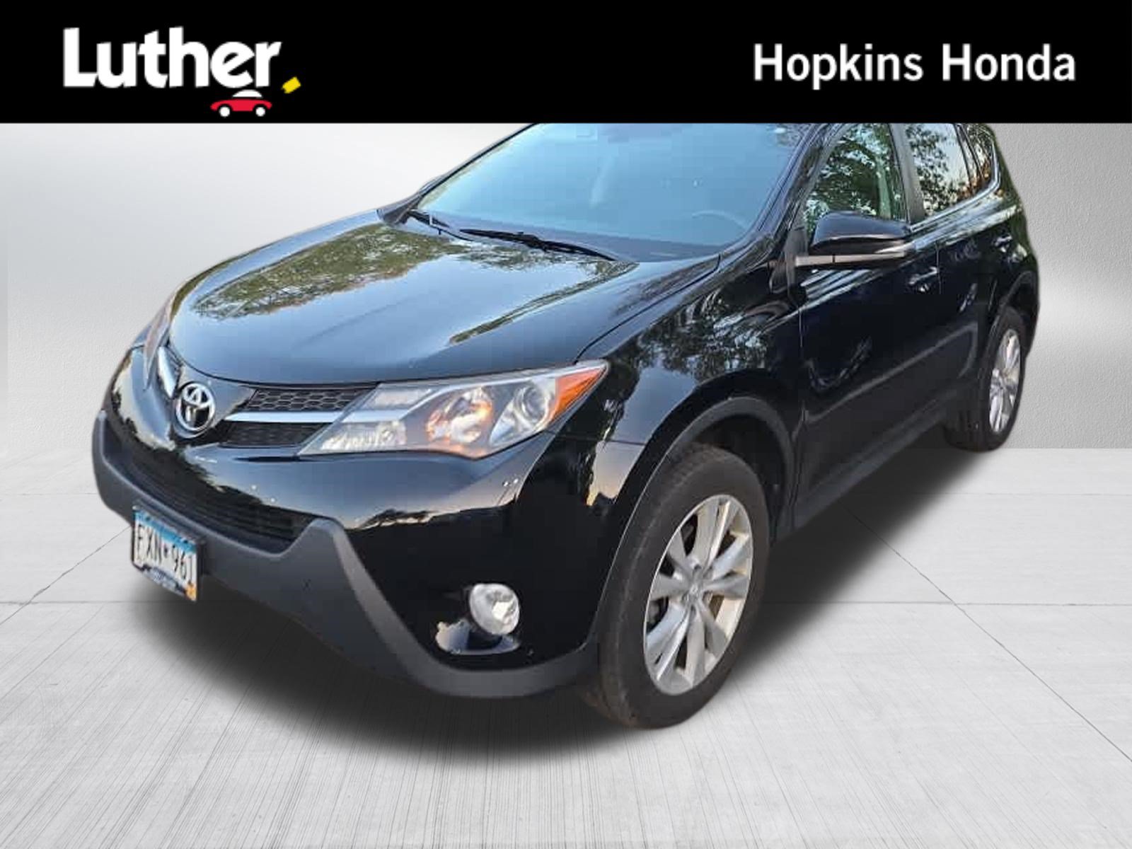 Used 2014 Toyota RAV4 Limited w/ Technology Package AWD/4WD image 1