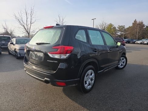 Used 2021 Subaru Forester image 5