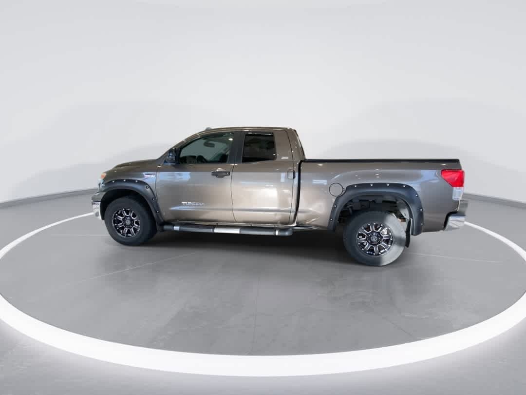 Used 2011 Toyota Tundra 4x4 Double Cab w/ TRD Off-Road Pkg image 5