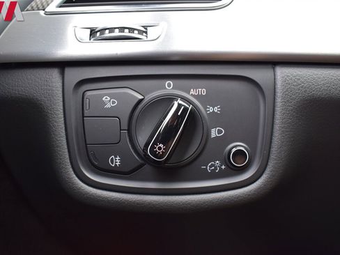 Used 2013 Audi S8 image 15