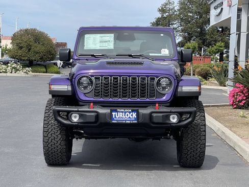 New 2026 Jeep Wrangler Unlimited Rubicon AWD/4WD image 5