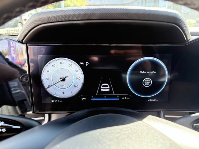 Used 2023 Hyundai Elantra SEL w/ Convenience Package FWD image 22