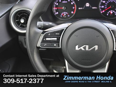 Used 2024 Kia Forte LXS image 10