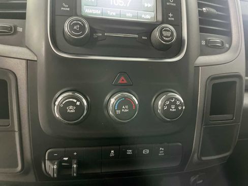 Used 2017 RAM 2500 Tradesman w/ Chrome Appearance Group AWD/4WD image 22