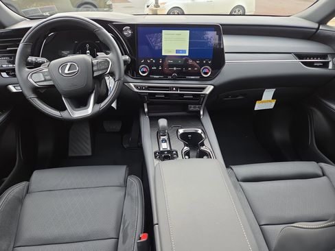 New 2026 Lexus RX 450h AWD image 10