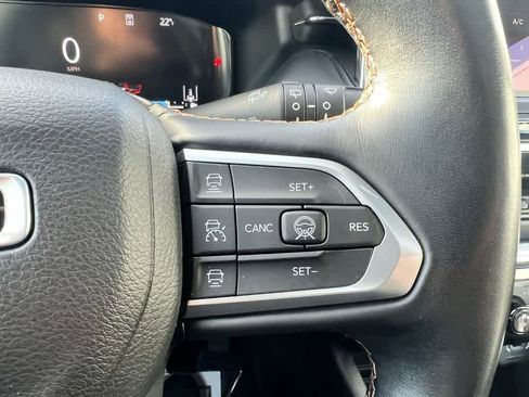 Used 2022 Jeep Compass Limited w/ (RED) Package image 30