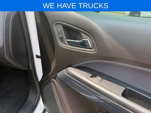Used 2017 Chevrolet Colorado Z71 RWD image 30