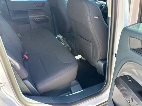 New 2025 Ford Maverick XL image 14