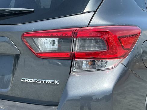 Used 2020 Subaru Crosstrek 2.0i Premium w/ Moonroof Package 2 AWD/4WD image 13