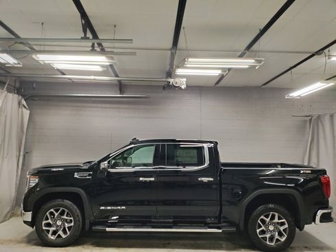 New 2026 GMC Sierra 1500 SLT w/ SLT Premium Plus Package image 15