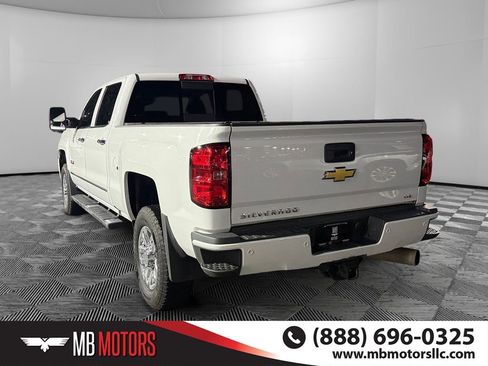 Used 2018 Chevrolet Silverado 3500 LTZ image 7